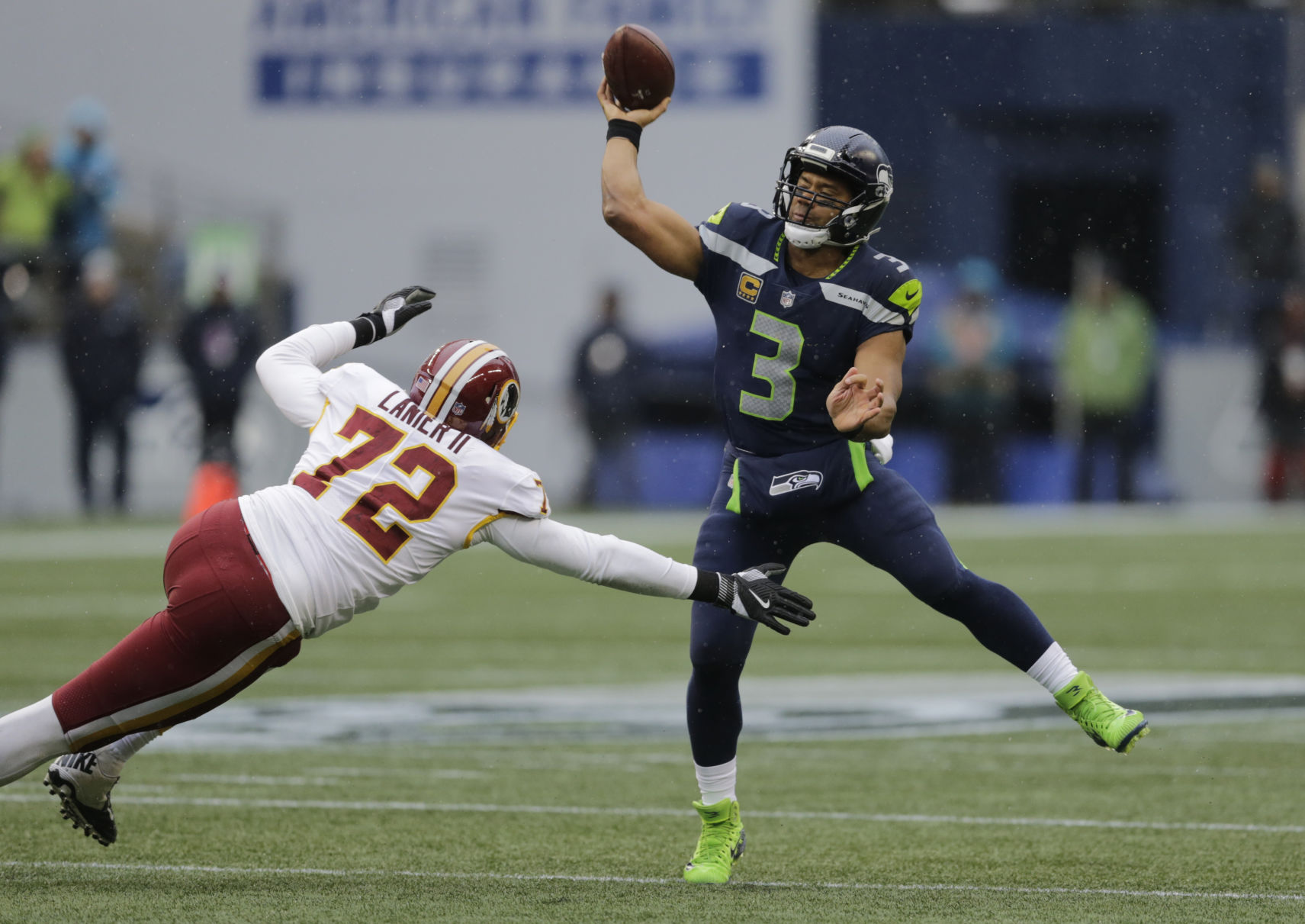 RUSSELL WILSON - SEAHAWKS